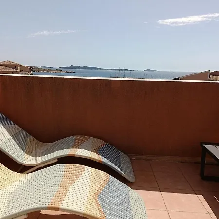 Les Yeux Dans Le Grand Bleu Six-Fours-les-Plages